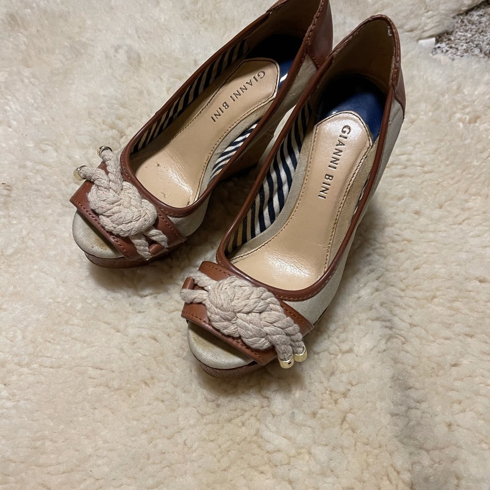 Suedge Gianni Bini